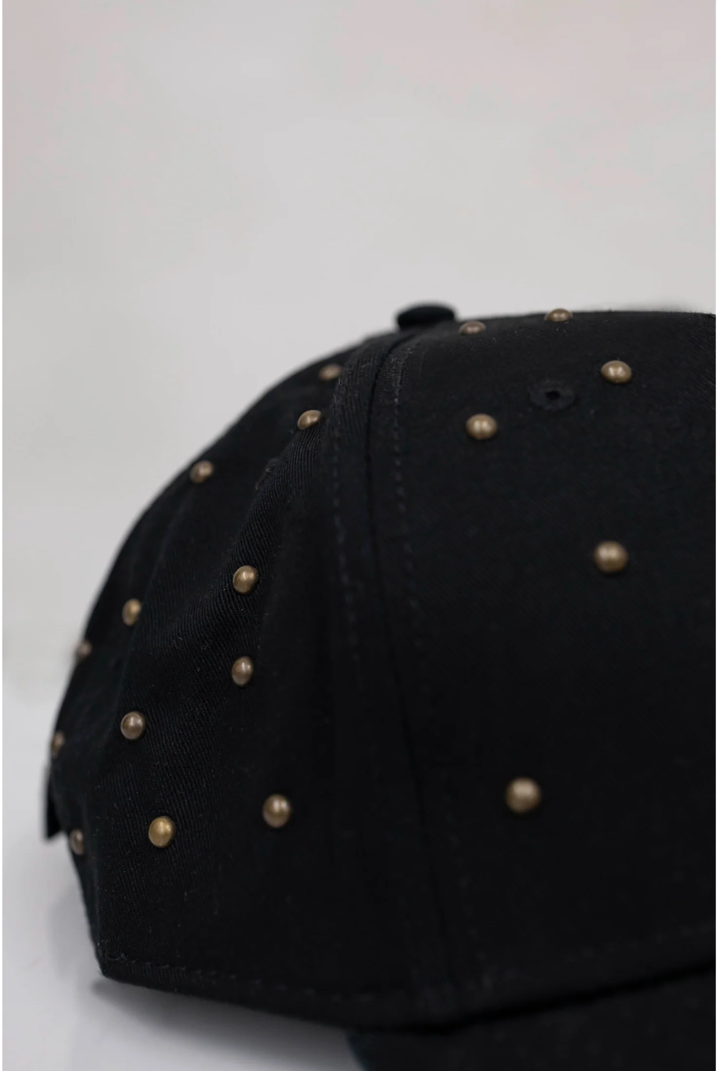 Cappello PRESENT DAY Borchie - Image 5