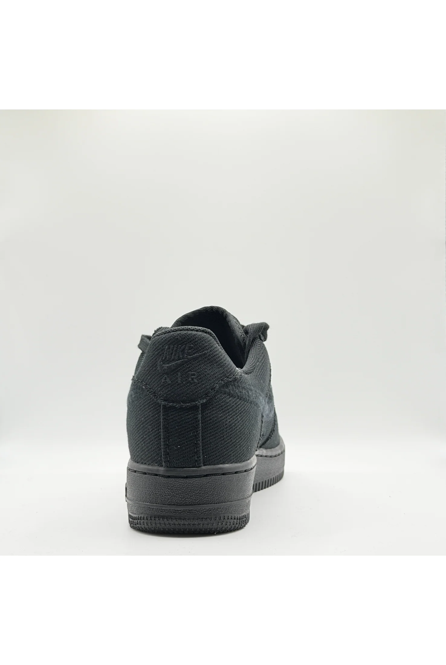 Nike Air Force 1 Low 07 - Image 12