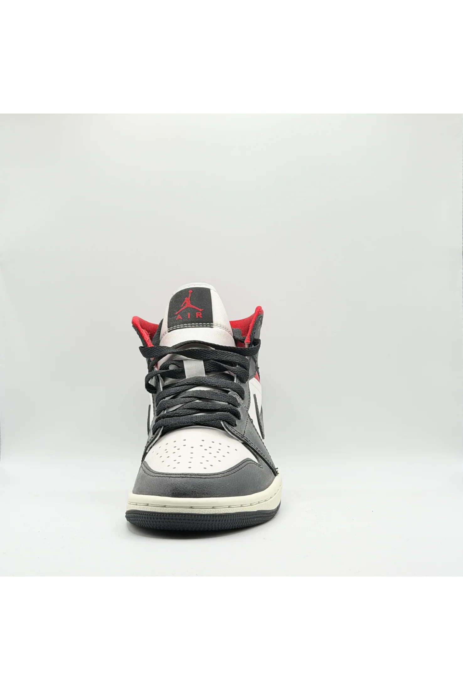 Nike Air Jordan 1 - Image 4