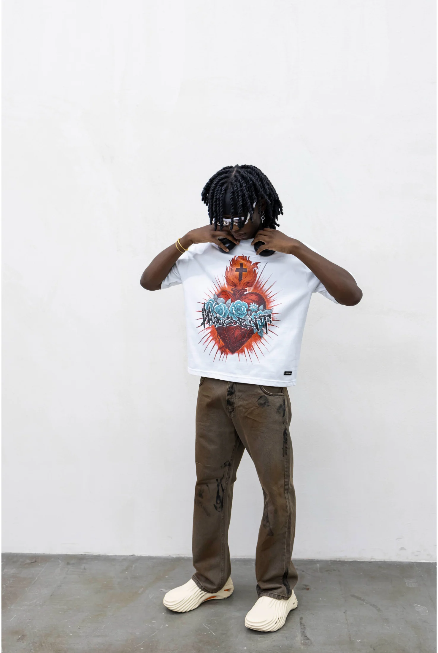 T-shirt TOKYO Heart and roses - Image 3